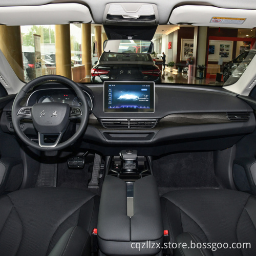 ZOLALA china HONGQI E-QM5  Hot Sale cheap 2022 used cars left hand drive new energy vehicle